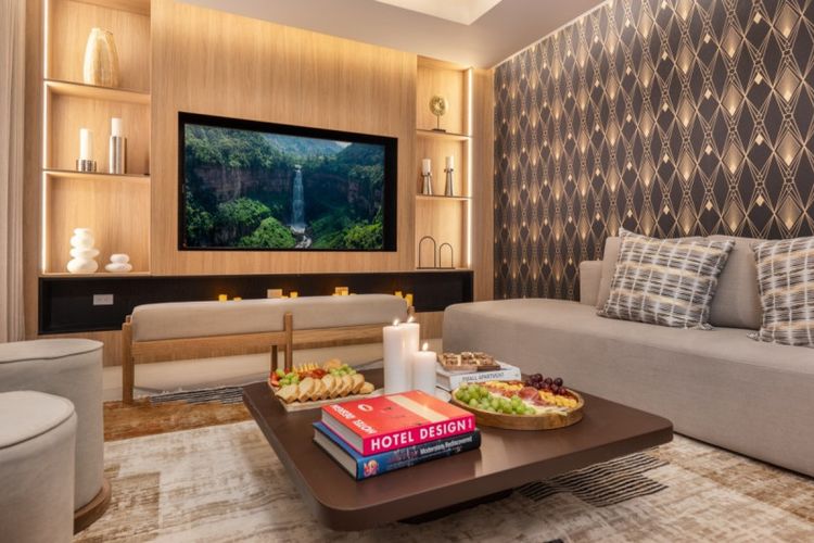 Casa de 8 alcobas en venta en El Poblado, Medellín, 380 m² · foto 11 de 24