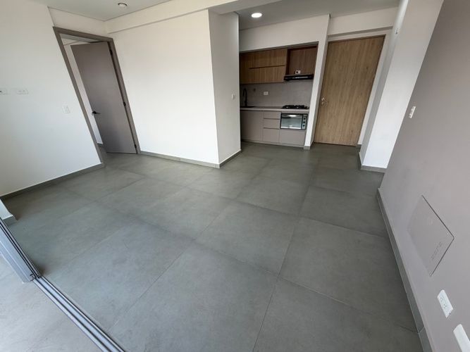 Apartamento de 2 alcobas en venta en Potrerito, Bello, 64 m² · foto 3 de 9