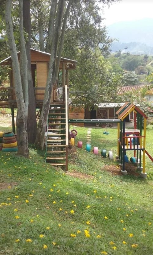 Casa de 4 alcobas en venta en Pueblo Viejo, Sabaneta · foto 5 de 8