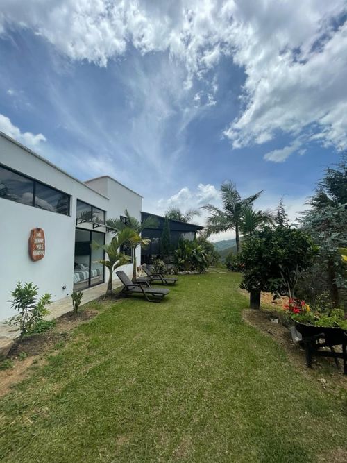 Finca en venta en Nazareth, El Retiro, 215 m² · foto 3 de 13