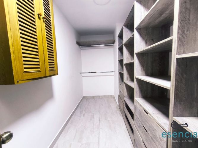 Apartamento de 3 alcobas en arriendo en El Poblado, Medellín, 186 m² · foto 13 de 20