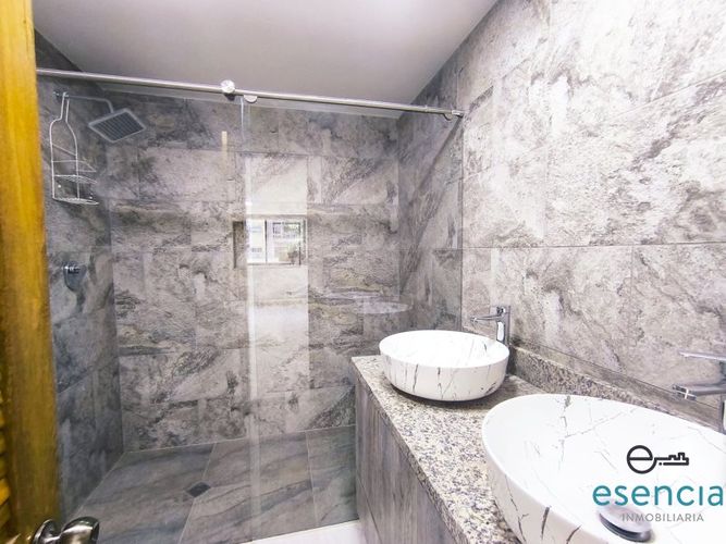 Apartamento de 3 alcobas en arriendo en El Poblado, Medellín, 186 m² · foto 17 de 20