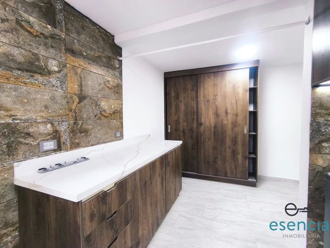 Apartamento de 3 alcobas en arriendo en El Poblado, Medellín, 186 m² · foto 18 de 20