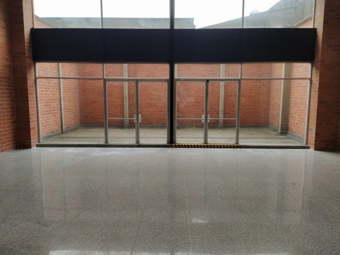 Local en arriendo en Shellmar, Medellín, 131 m² · foto 3 de 4