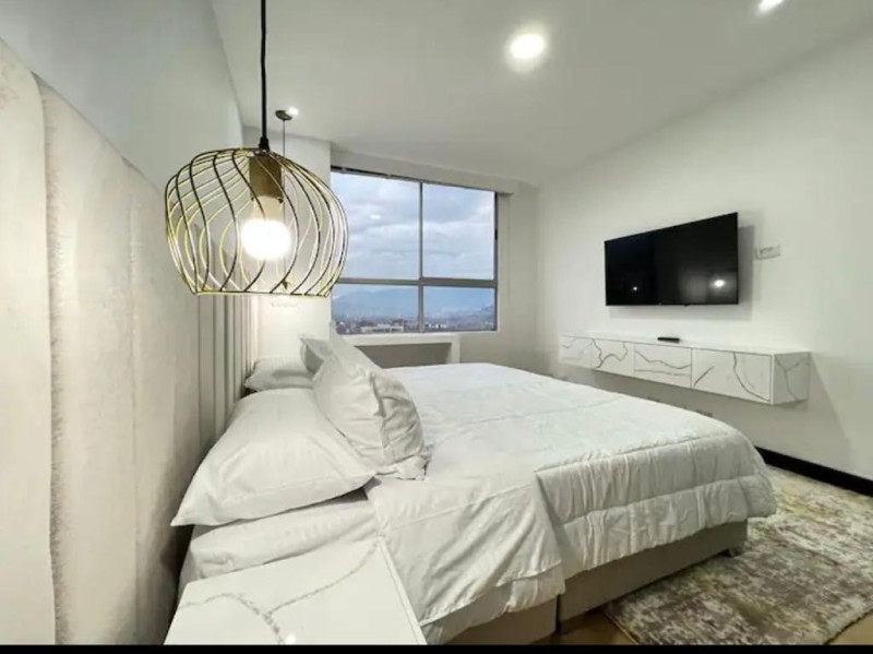 Apartamento en venta en El Poblado, Medellín · foto 16 de 24