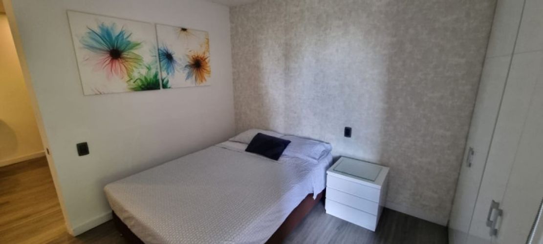 Apartamento de 3 alcobas en arriendo en Los Naranjos, Medellín, 130 m² · foto 9 de 16