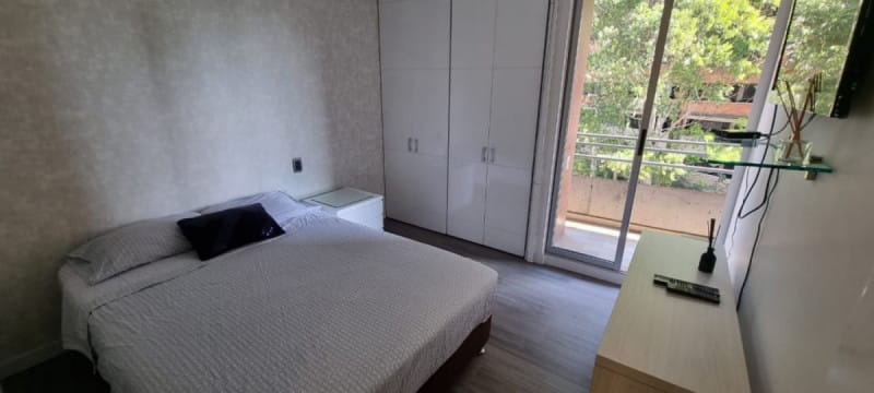 Apartamento de 3 alcobas en arriendo en Los Naranjos, Medellín, 130 m² · foto 13 de 16
