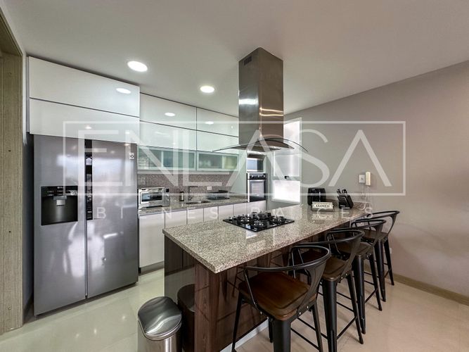 Apartamento de 3 alcobas en venta en Santa Teresita, Cali, 121 m² · foto 10 de 22
