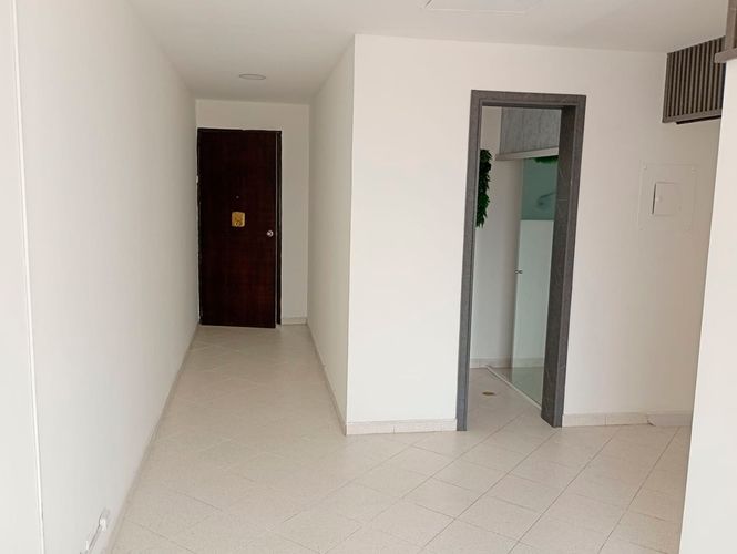 Oficina en arriendo en El Poblado, Medellín, 36 m² · foto 2 de 8