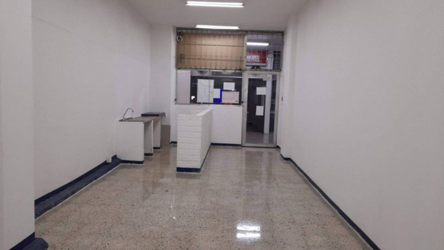 Local en arriendo en La Candelaria, Medellín, 43 m² · foto 5 de 12