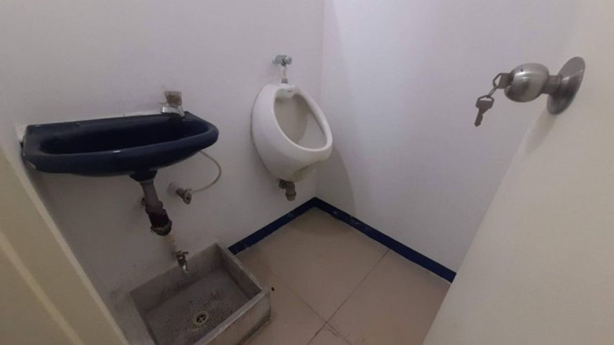 Local en arriendo en La Candelaria, Medellín, 43 m² · foto 8 de 12