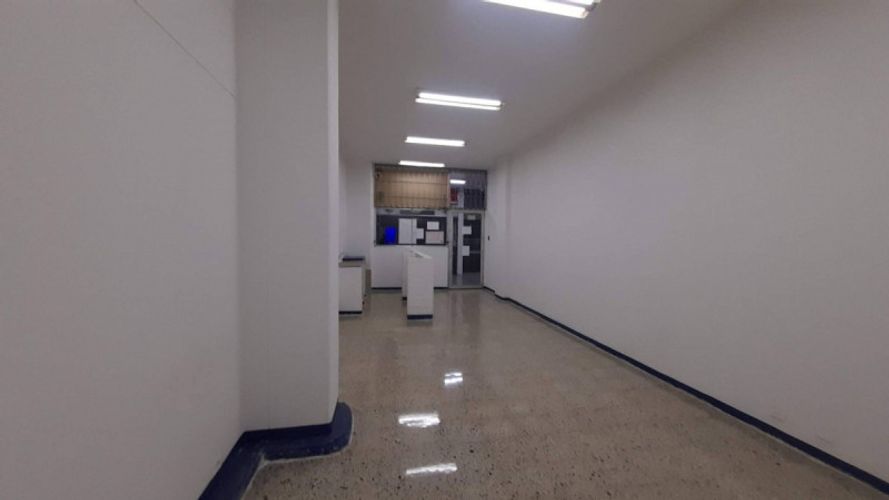 Local en arriendo en La Candelaria, Medellín, 43 m² · foto 9 de 12