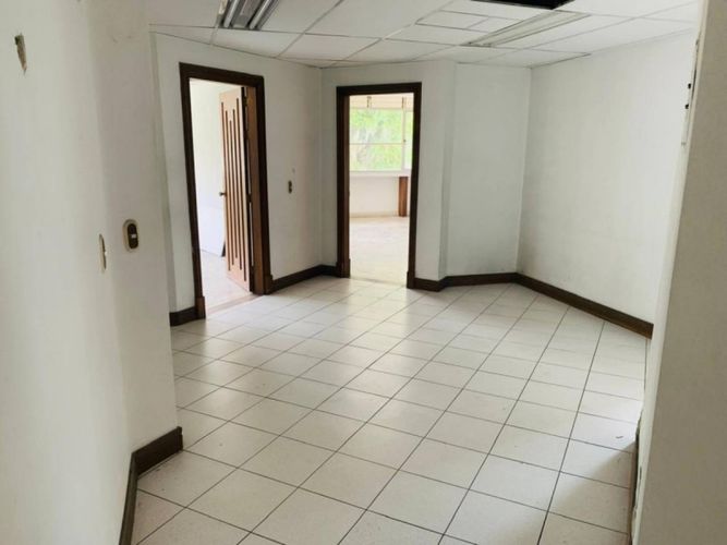 Oficina en arriendo en Villa Carlota, Medellín, 75 m² · foto 3 de 9