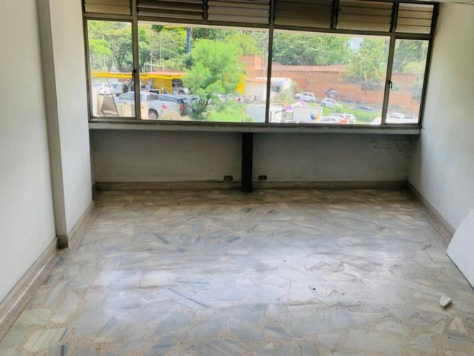 Oficina en arriendo en Villa Carlota, Medellín, 75 m² · foto 7 de 9