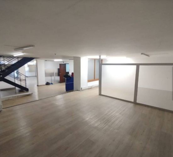 Local en venta en Villa Nueva, Medellín, 737 m² · foto 14 de 24
