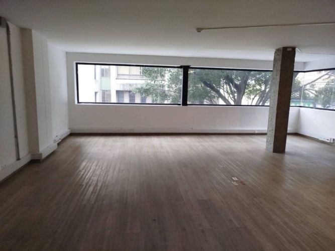Local en venta en Villa Nueva, Medellín, 737 m² · foto 16 de 24