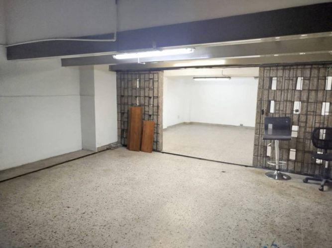 Local en venta en Villa Nueva, Medellín, 737 m² · foto 18 de 24