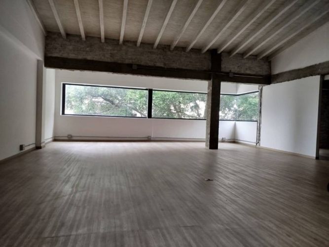 Local en venta en Villa Nueva, Medellín, 737 m² · foto 23 de 24