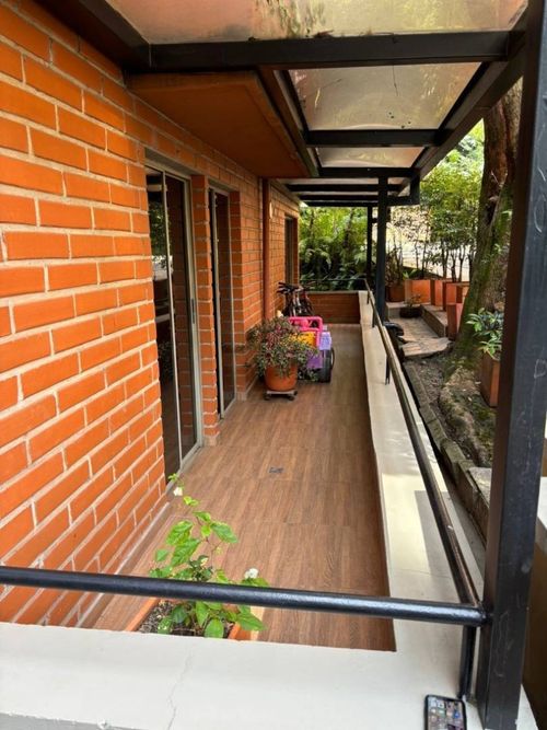 Apartamento de 4 alcobas en venta en El Poblado, Medellín, 189 m² · foto 10 de 14
