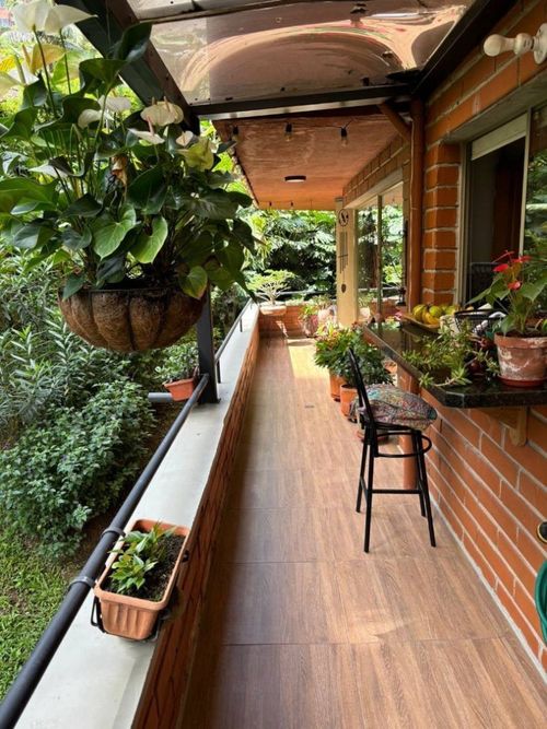 Apartamento de 4 alcobas en venta en El Poblado, Medellín, 189 m² · foto 13 de 14