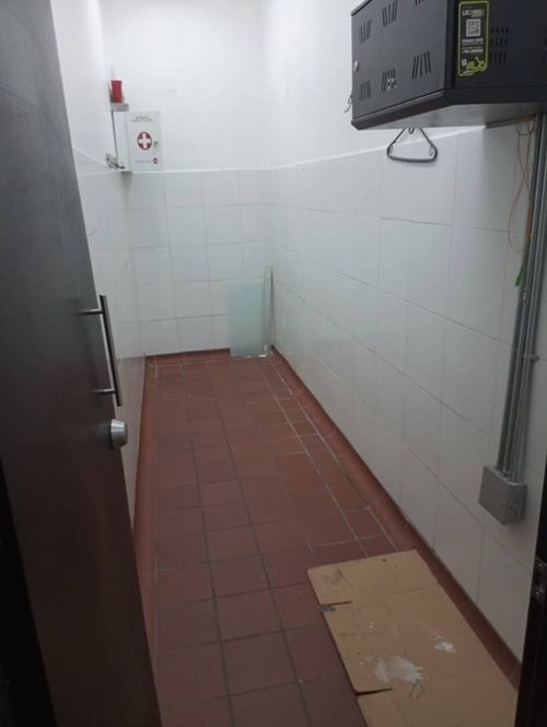Local en venta en Los Colores, Medellín, 144 m² · foto 8 de 9