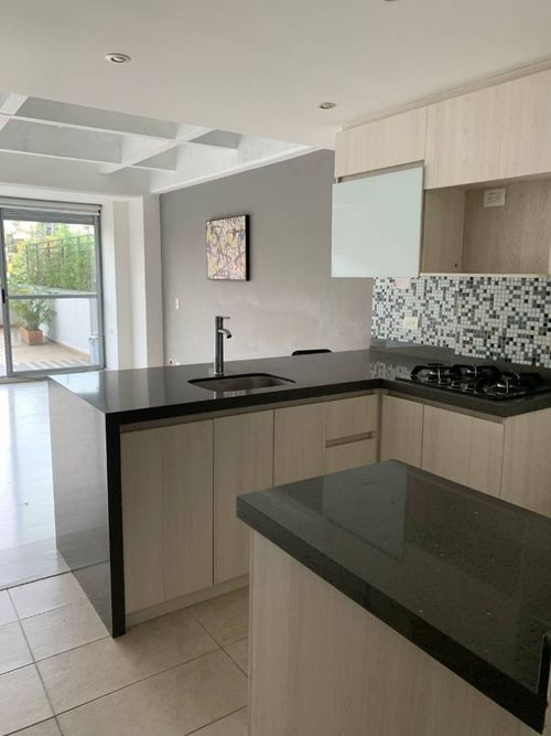 Apartaestudio en venta en Loma De Los Bernal, Medellín, 52 m² · foto 8 de 11