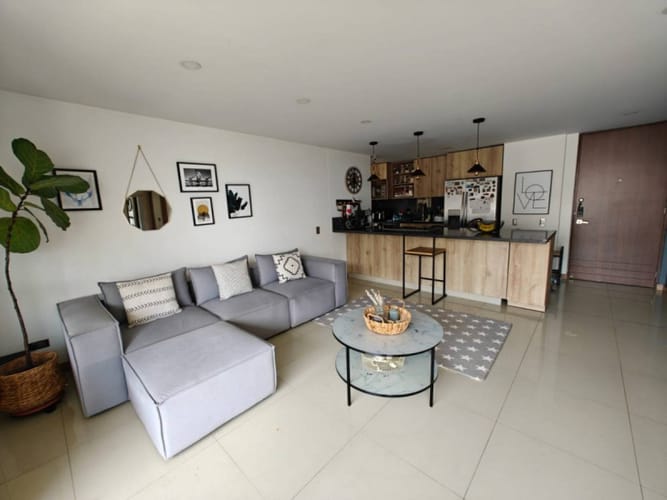 Apartamento de 3 alcobas en arriendo en El Poblado, Medellín, 100 m² · foto 6 de 24