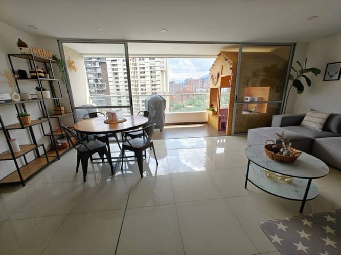 Apartamento de 3 alcobas en arriendo en El Poblado, Medellín, 100 m² · foto 7 de 24