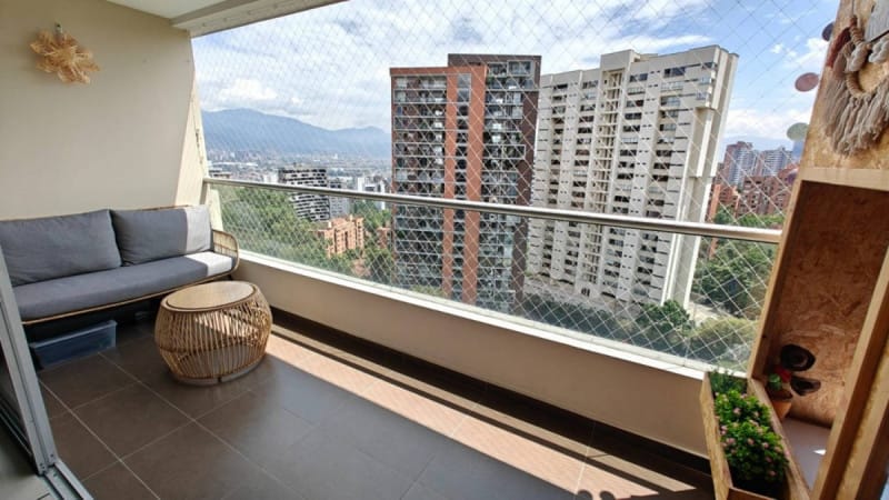 Apartamento de 3 alcobas en arriendo en El Poblado, Medellín, 100 m² · foto 18 de 24
