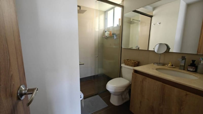 Apartamento de 3 alcobas en arriendo en El Poblado, Medellín, 100 m² · foto 22 de 24
