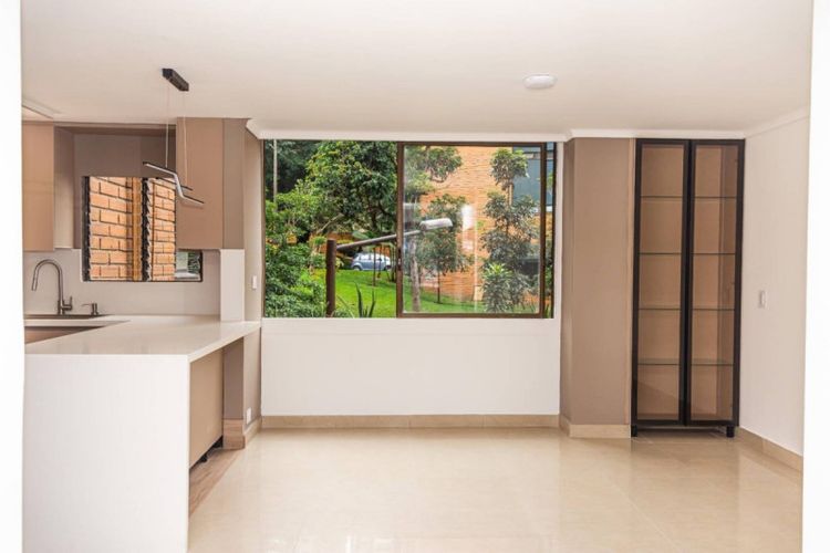 Apartamento de 3 alcobas en venta en Otraparte, Envigado, 278 m² · foto 5 de 24