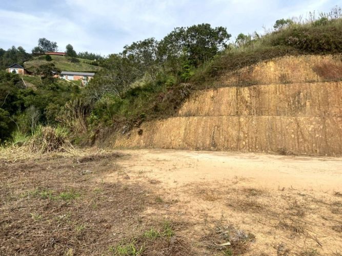 Lote en venta en Rionegro, 3334 m² · foto 4 de 9