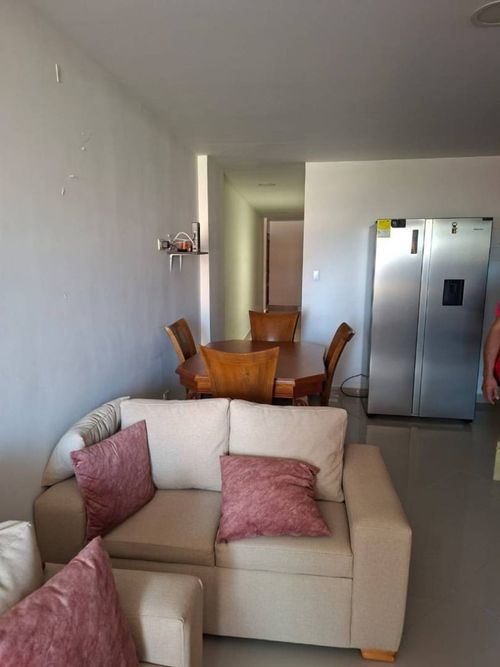 Apartamento de 3 alcobas en venta en Bellavista, Bello, 79 m² · foto 2 de 10