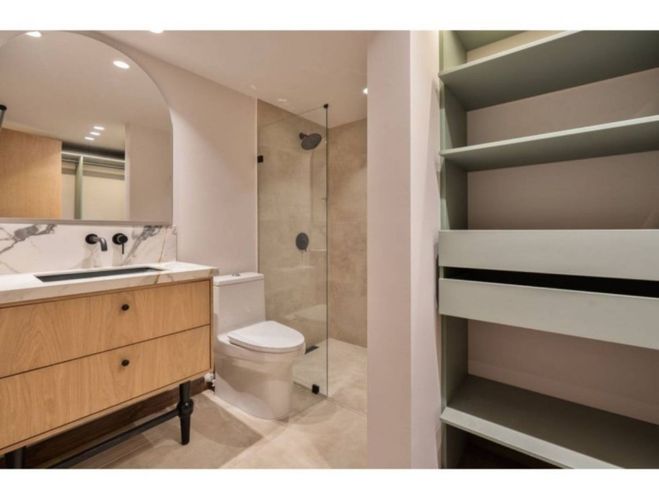 Apartamento de 3 alcobas en venta en Lalinde, Medellín, 190 m² · foto 5 de 24