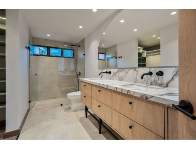 Apartamento de 3 alcobas en venta en Lalinde, Medellín, 190 m² · foto 19 de 24