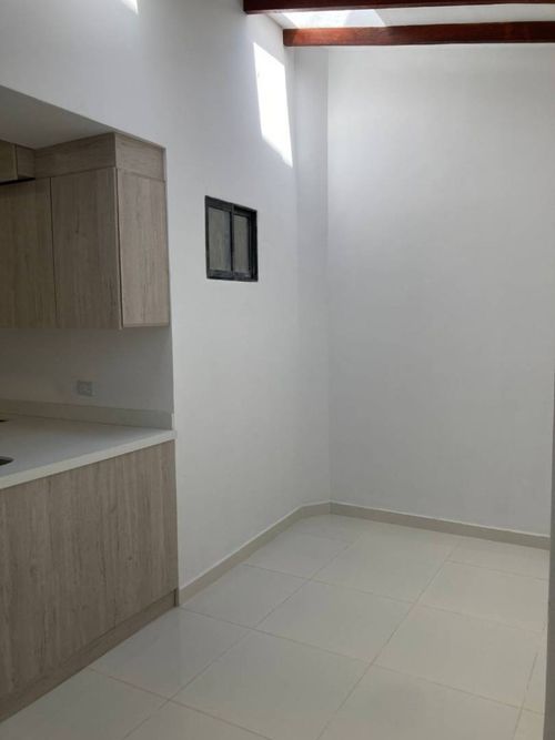 Apartamento de 2 alcobas en venta en La Ceja, 70 m² · foto 3 de 16