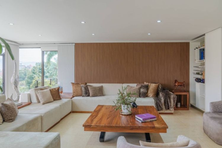 Apartamento de 4 alcobas en venta en La Florida, Medellín, 360 m² · foto 3 de 24