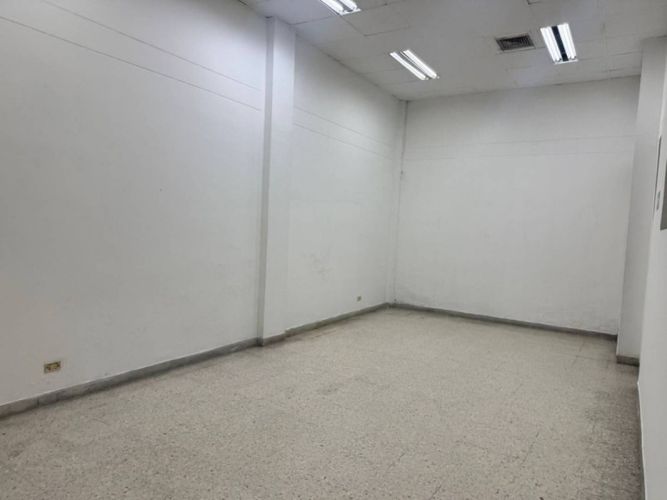 Local en arriendo en La Candelaria, Medellín, 310 m² · foto 10 de 23