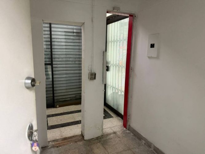 Local en arriendo en La Candelaria, Medellín, 310 m² · foto 15 de 23