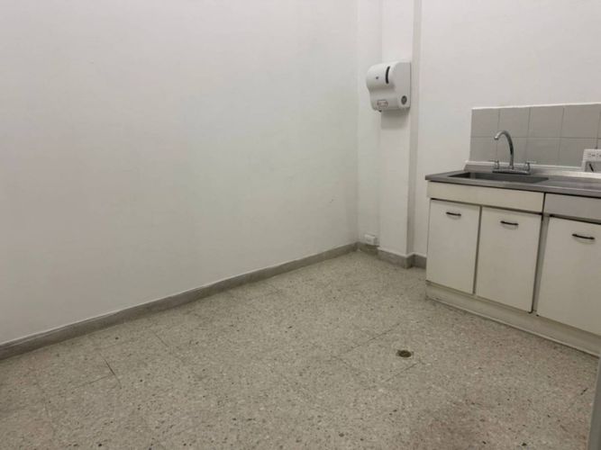 Local en arriendo en La Candelaria, Medellín, 310 m² · foto 17 de 23