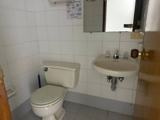 Local en arriendo en La Candelaria, Medellín, 310 m² · foto 19 de 23