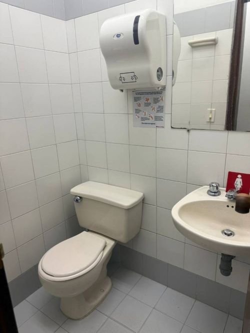 Local en arriendo en La Candelaria, Medellín, 310 m² · foto 20 de 23
