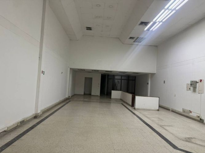 Local en arriendo en La Candelaria, Medellín, 310 m² · foto 23 de 23