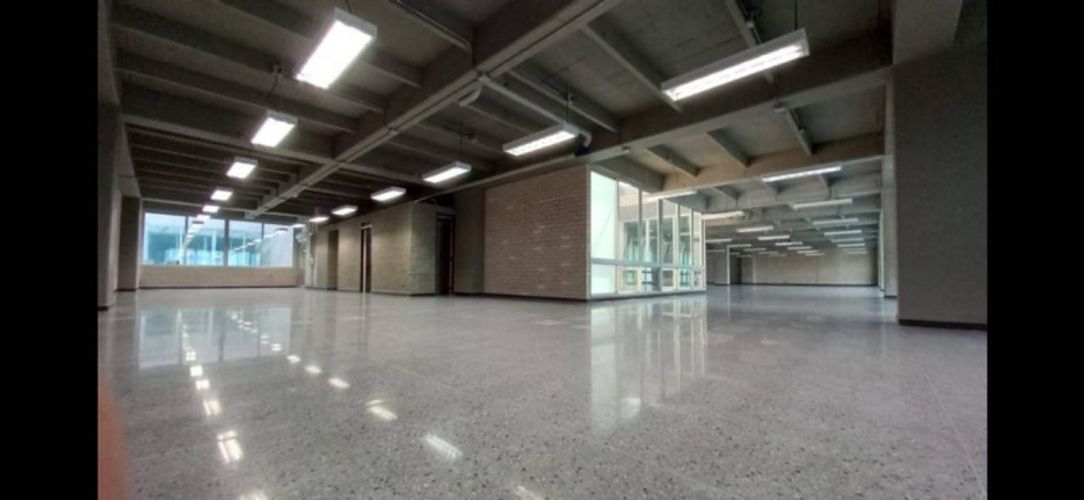Local en arriendo en El Campestre, Medellín, 214 m² · foto 9 de 9