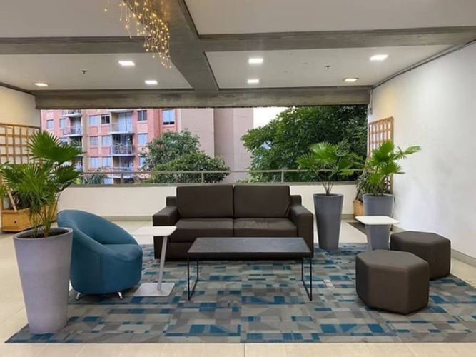 Local en arriendo en El Poblado, Medellín, 25 m² · foto 4 de 12