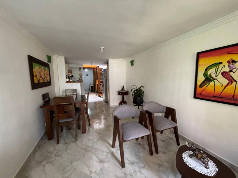 Apartamento en venta en Bombona No.2, Medellín · foto 2 de 4