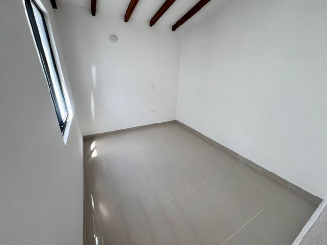 Apartamento de 3 alcobas en venta en La Ceja, 68 m² · foto 5 de 9