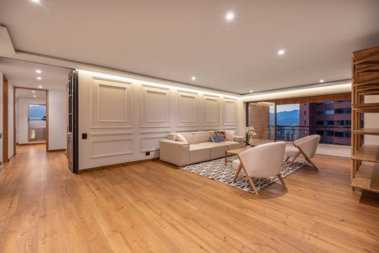 Apartamento de 3 alcobas en venta en El Tesoro, Medellín, 220 m² · foto 7 de 24