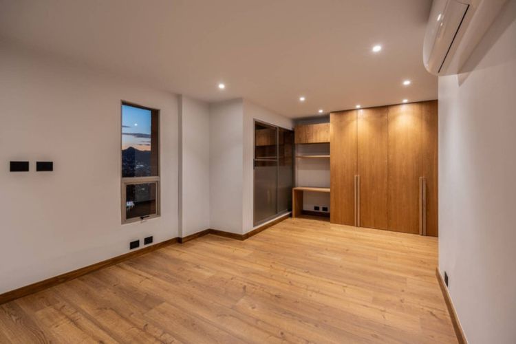 Apartamento de 3 alcobas en venta en El Tesoro, Medellín, 220 m² · foto 9 de 24