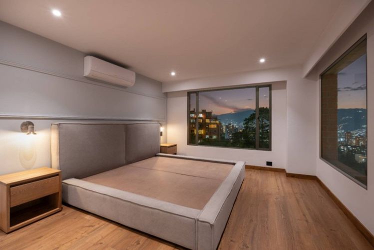 Apartamento de 3 alcobas en venta en El Tesoro, Medellín, 220 m² · foto 10 de 24
